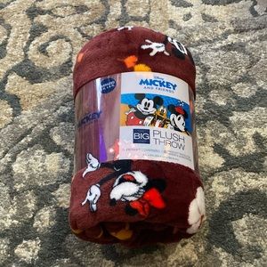 The Big One Throw Mickey & Friends